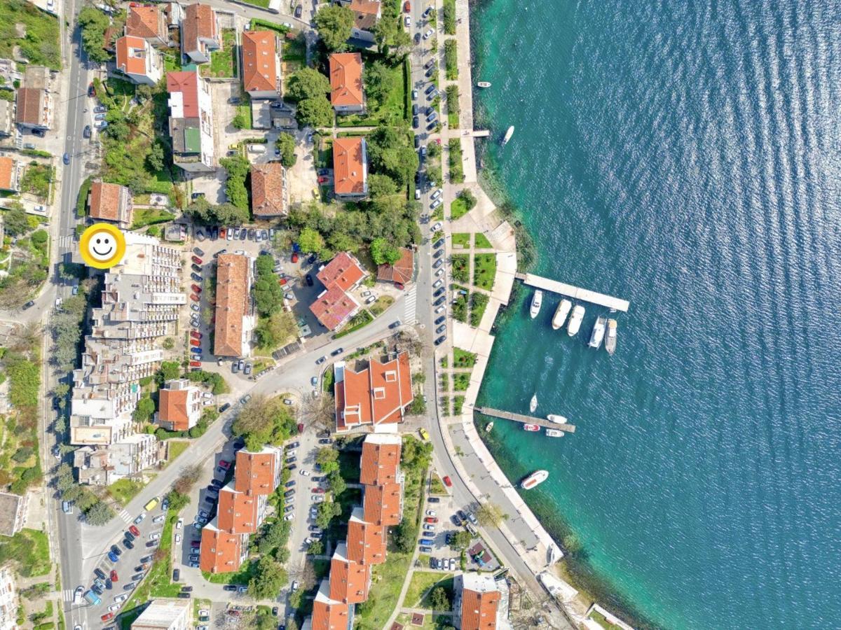 Cozy Nest Apartment- Central And Seaboard With Elevator Kotor Luaran gambar