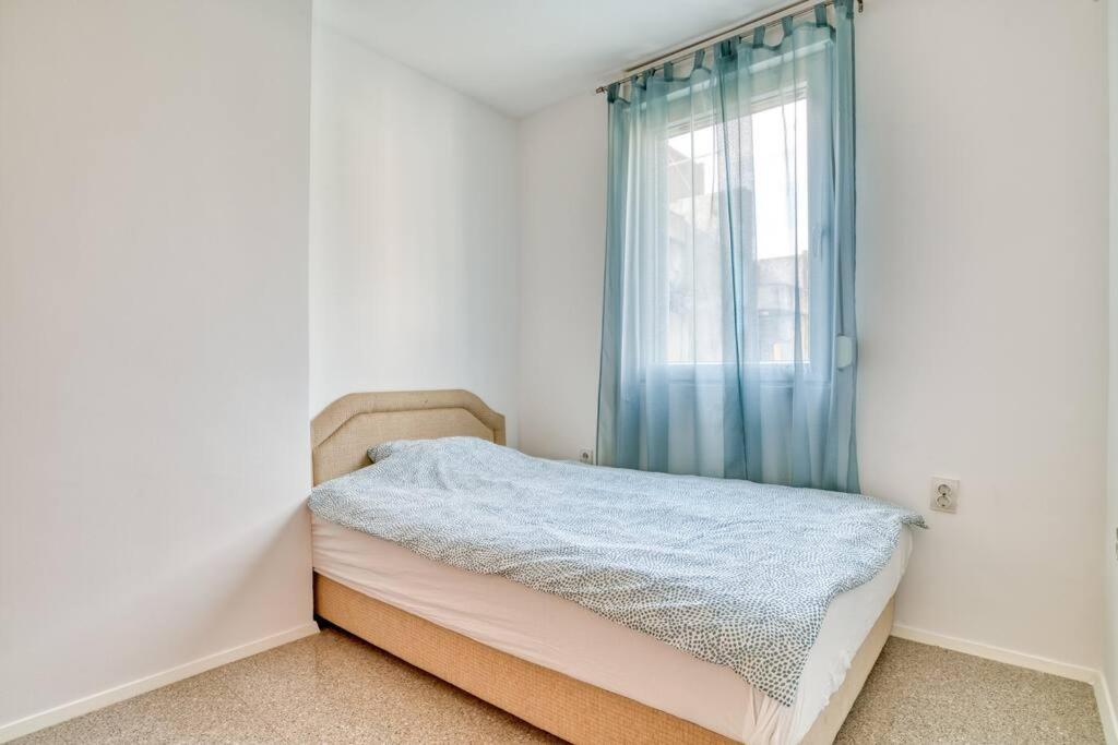 Cozy Nest Apartment- Central And Seaboard With Elevator Kotor Luaran gambar